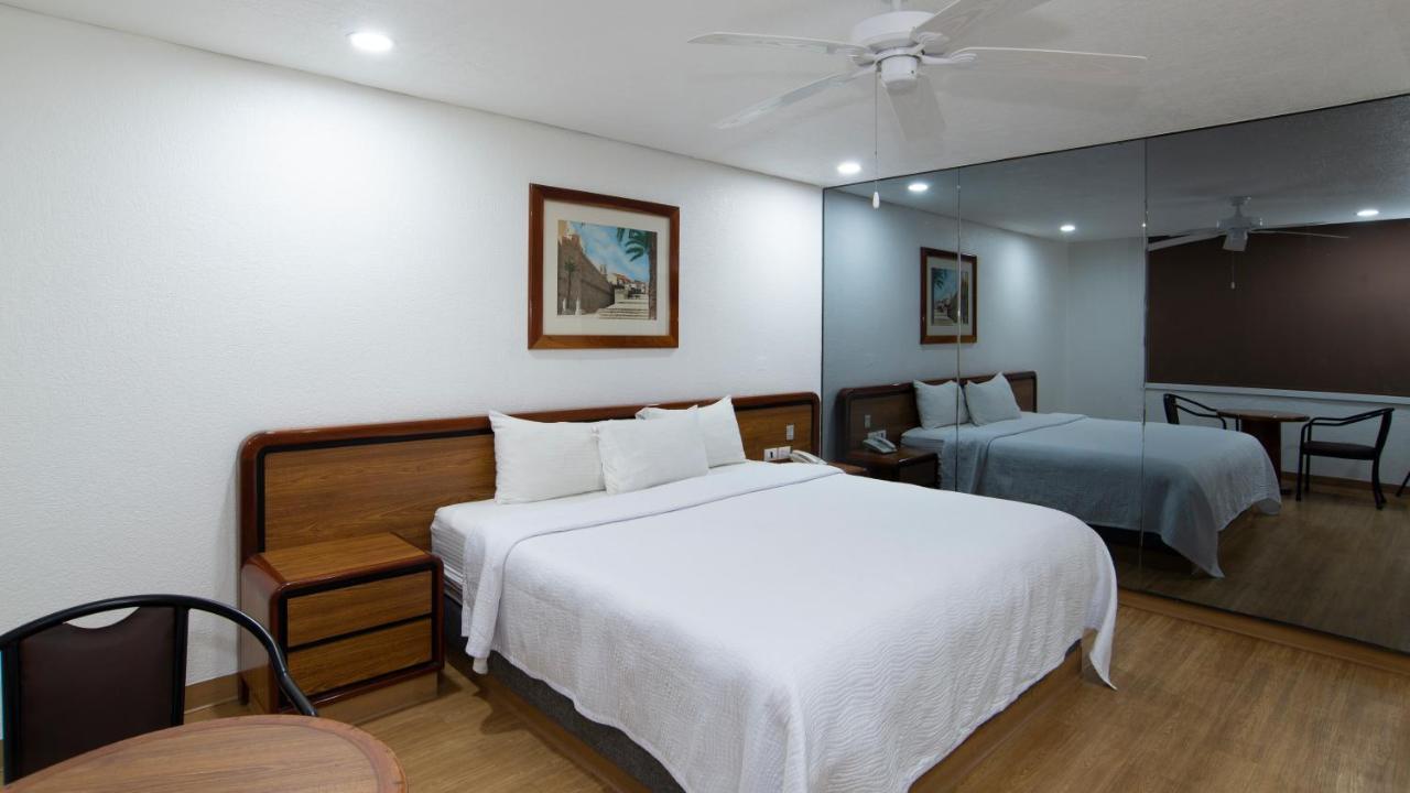 Hotel San Lucas เม็กซิโกซิตี้ ภายนอก รูปภาพ