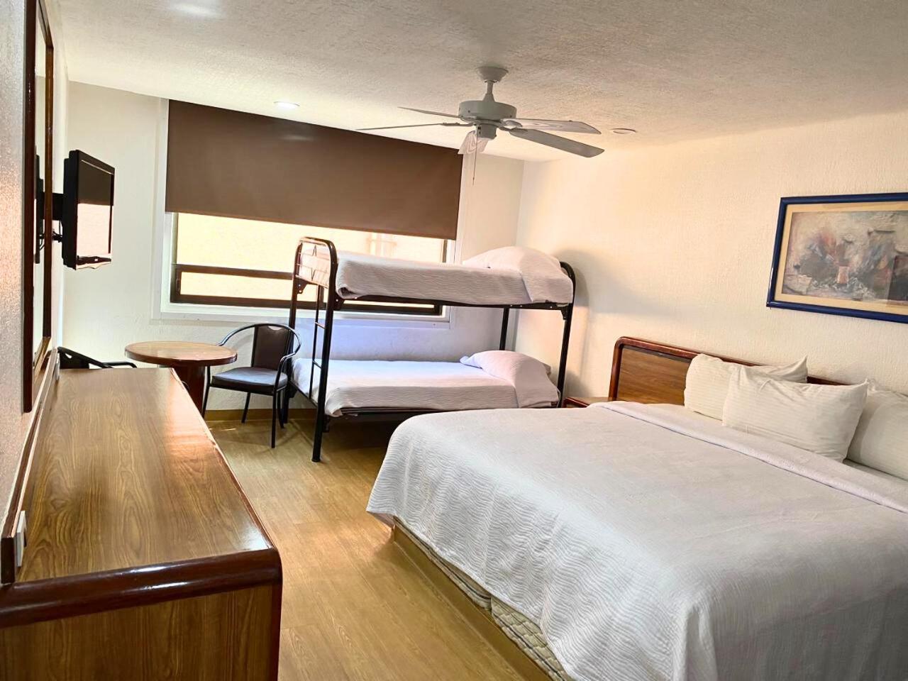 Hotel San Lucas เม็กซิโกซิตี้ ภายนอก รูปภาพ