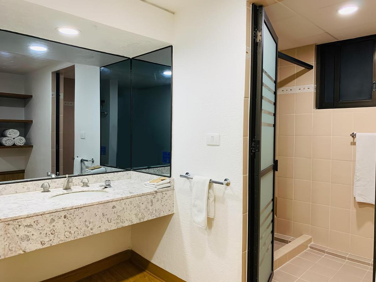 Hotel San Lucas เม็กซิโกซิตี้ ภายนอก รูปภาพ